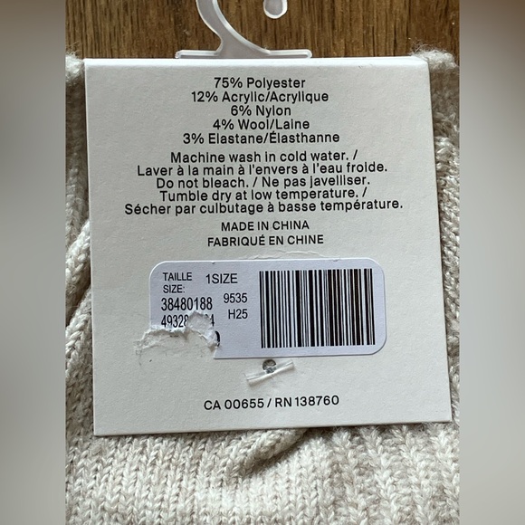 NEW Reitmans Winter Socks - Picture 4 of 4